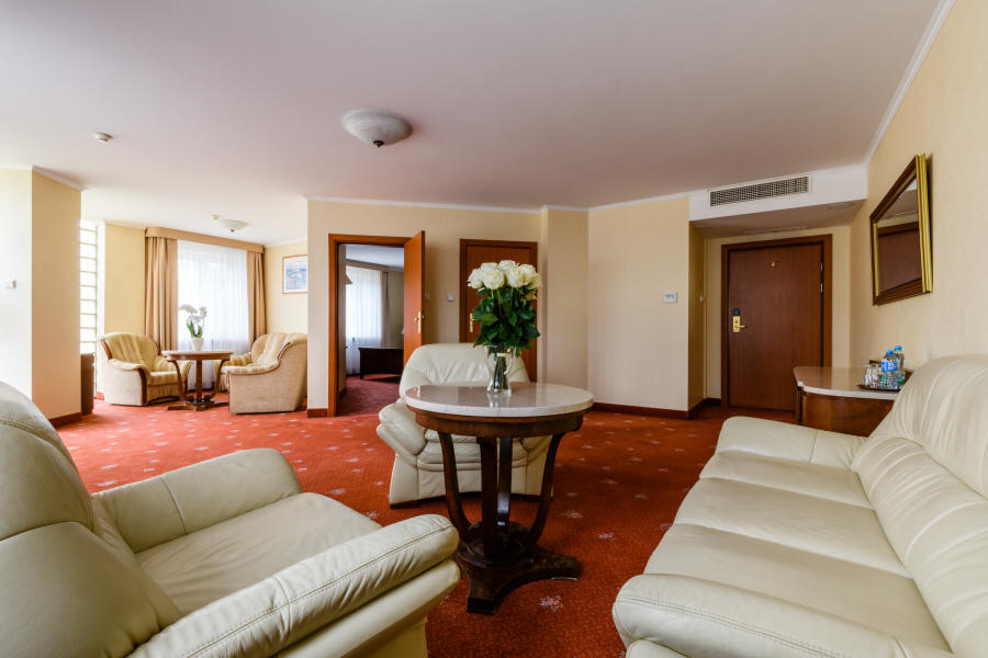HOTEL BOSS 03